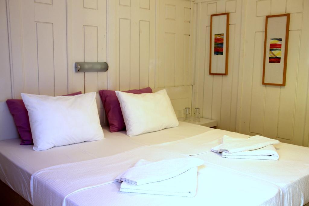 Defne Pension Çıralı Chambre photo