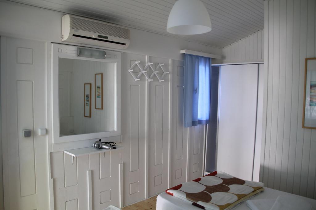 Defne Pension Çıralı Chambre photo